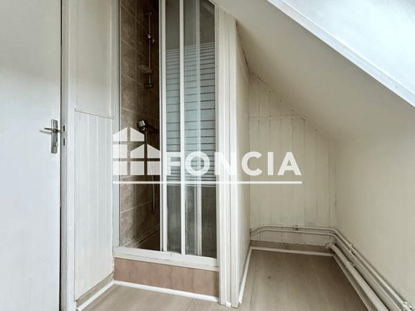 Location Appartement 3 pièces 43.1 m² - 14 PORTE DE REIMS , 2ème étage Bruyeres Et Montberault 02860