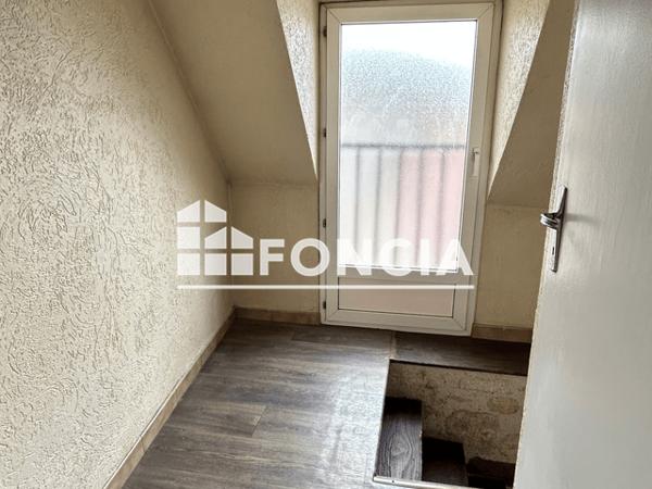 Location Appartement 3 pièces 43.1 m² - 14 PORTE DE REIMS , 2ème étage Bruyeres Et Montberault 02860