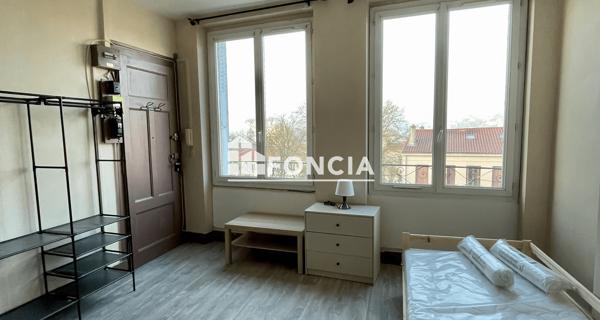 Location Studio meublé 30 m² - Saint-étienne 42000