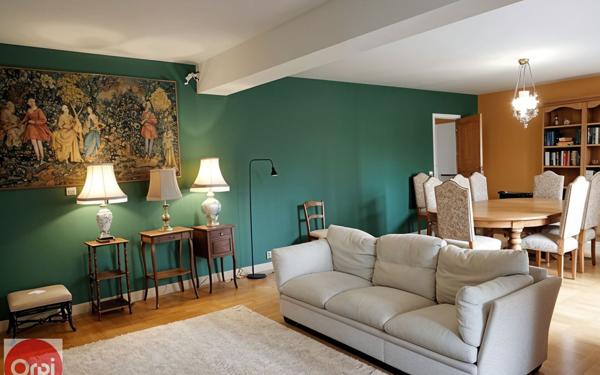 Maison à vendre    7 pièces • 230 m2 Pau