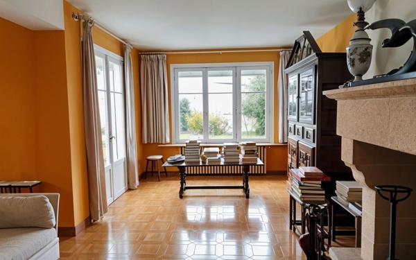 Maison à vendre    7 pièces • 230 m2 Pau