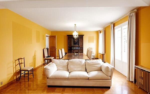 Maison à vendre    7 pièces • 230 m2 Pau