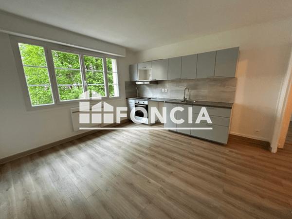 Location Studio 38.48 m² - MONTEE C Grenoble 38100