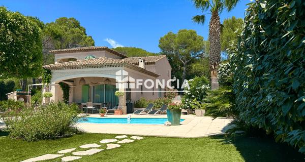 À vendre Maison 5 pièces 156.6 m² - Fréjus 83600