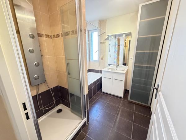 Angers – Grand appartement avec terrasse, idéal pour une vie de famille Détails des diagnostics énergétiques