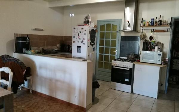 Maison à louer    3 pièces •  Nieul-lès-Saintes