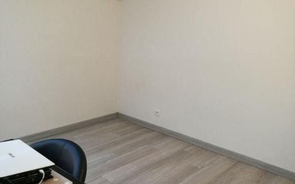 Maison à louer    3 pièces •  Nieul-lès-Saintes