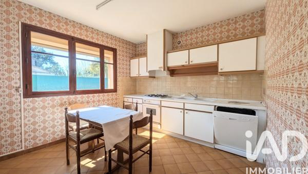 Maison à vendre 6 pièces 207 m² La Crau