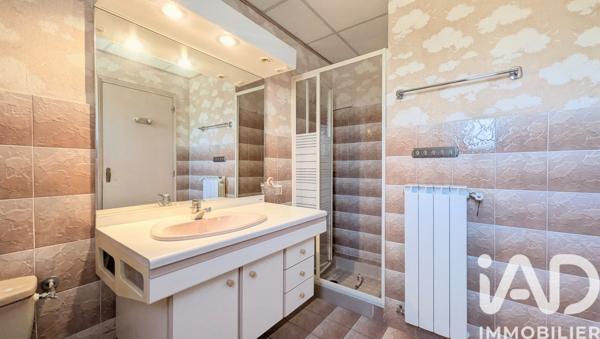 Maison à vendre 6 pièces 207 m² La Crau