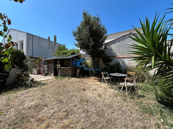 LA ROCHELLE LALEU MAISON DE VILLE 4 CHAMBRES  La rochelle
