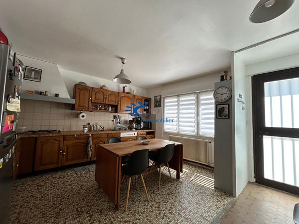 LA ROCHELLE LALEU MAISON DE VILLE 4 CHAMBRES  La rochelle