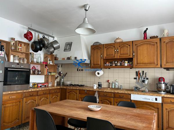 LA ROCHELLE LALEU MAISON DE VILLE 4 CHAMBRES  La rochelle