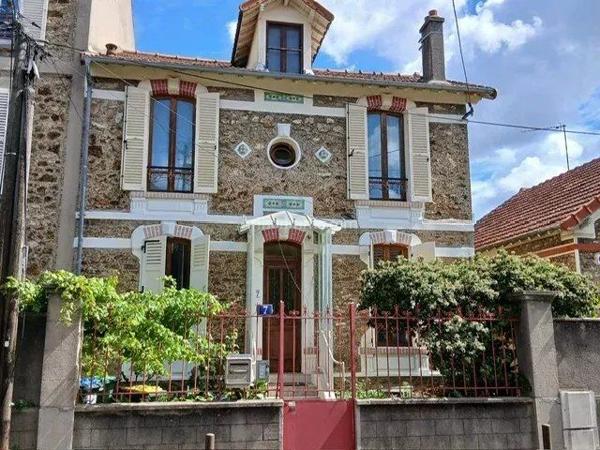 Vente                                                      Immeuble
                        
                     5 pièces                      95 m2                     à Villeneuve-Saint-Georges