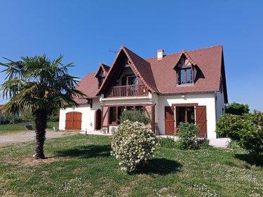 Maison à vendre à Cour-Cheverny dans le Loir-et-Cher (41700), ref : 015/688