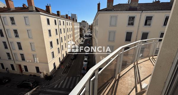 Location Appartement 3 pièces 61.02 m² - Lyon 69007