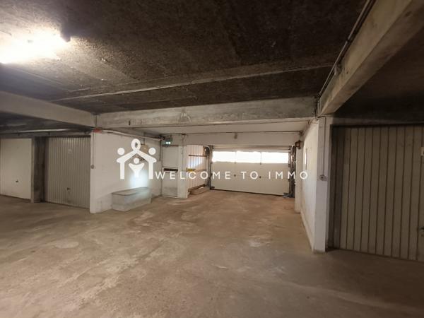 EXCLUSIVITE : GRAND GARAGE, Quartier LES MINIMES - LA ROCHELLE La Rochelle (17000)