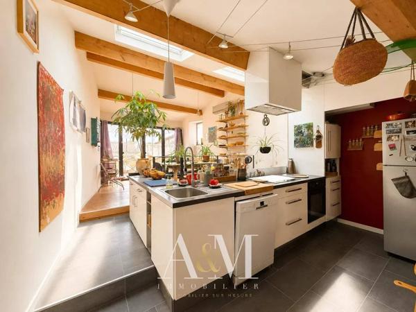 Élégante Maison de Maître en Pierre Restaurée (167 m²)
