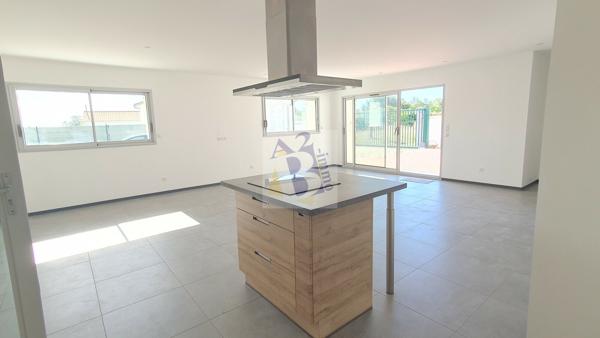 Location maison Trois Palis (16730), 110.00m² avec 4 pièce(s) dont 2 chambre(s). Agence Allard Brimeaud
