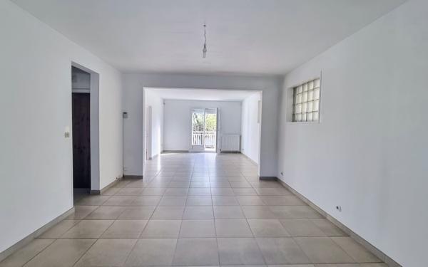 Maison à vendre    3 pièces • 100 m2 Chanteloup-les-Vignes