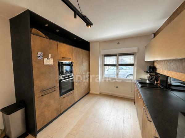 Maison Charentaise à vendre 7 pièces ROYAN (17) - Grand Garage - Piscine chauffée