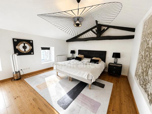 Maison Charentaise à vendre 7 pièces ROYAN (17) - Grand Garage - Piscine chauffée