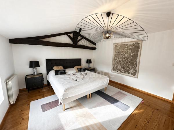 Maison Charentaise à vendre 7 pièces ROYAN (17) - Grand Garage - Piscine chauffée