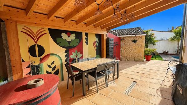 Maison Charentaise à vendre 7 pièces ROYAN (17) - Grand Garage - Piscine chauffée