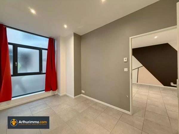 Vente Appartement 2 pièces 54 m2 à Bourgoin-Jallieu