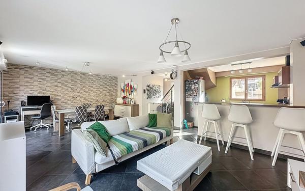 Maison à louer    5 pièces •  Châtel-Guyon