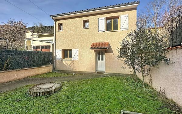 Maison à louer    5 pièces •  Châtel-Guyon