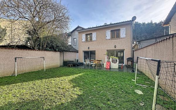 Maison à louer    5 pièces •  Châtel-Guyon