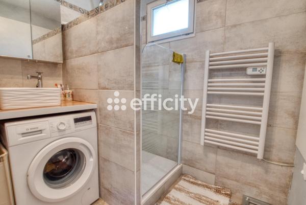 Appartement 2 pièces - 63 m² Exclusivité efficity