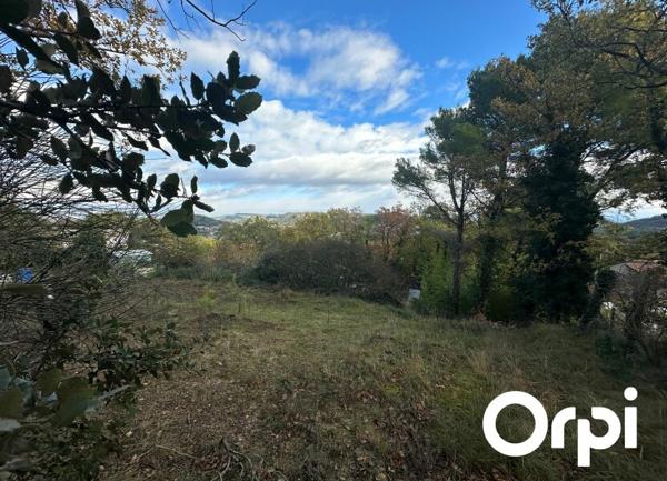 Terrain à vendre    4 528 m2 Saint-Paul-Trois-Châteaux