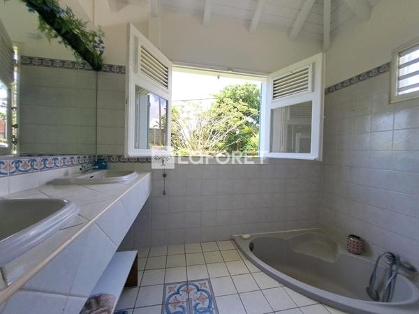 Achat maison Goyave - 4 pièce(s) - 158 m² - 553 000 €