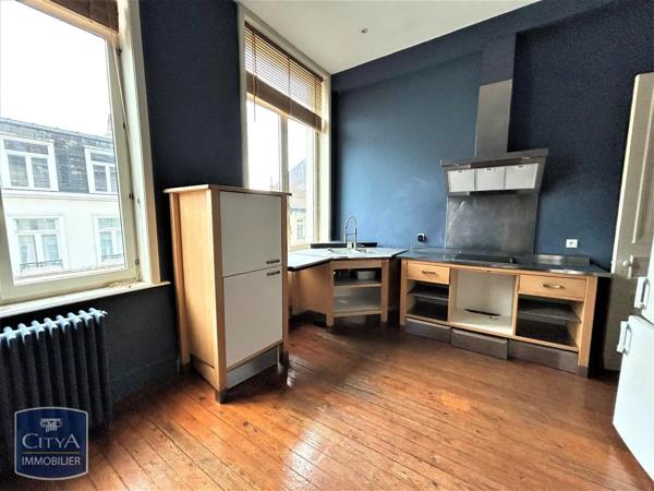Appartement à louer 5 pièces 164.21m²
