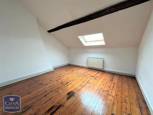 Appartement à louer 5 pièces 164.21m²