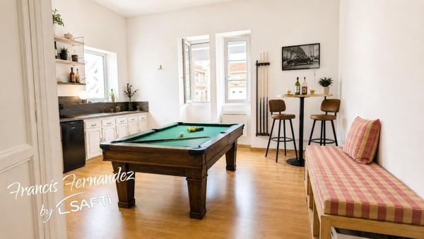 Maison de caractère 195 m² avec piscine, cave à vin et 4 chambres au cœur de Pauillac