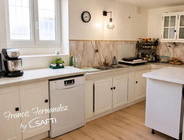 Maison de caractère 195 m² avec piscine, cave à vin et 4 chambres au cœur de Pauillac