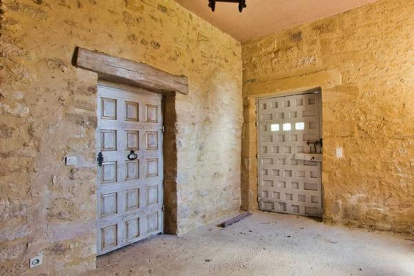Maison ancienne - Sarlat-la-caneda A 15 minutes de SARLAT CHATEAU DU 13ème siècle à Rénover
