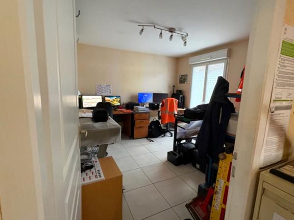 LOCAL COMMERCIAL - SOISSONS -