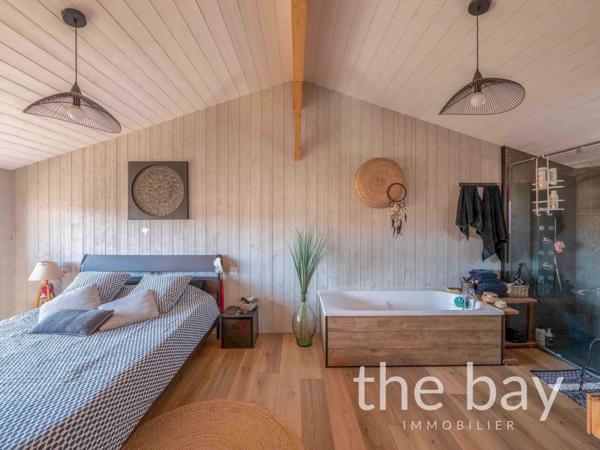 Le Teich (33470) Villa contemporaine quatre chambres avec piscine