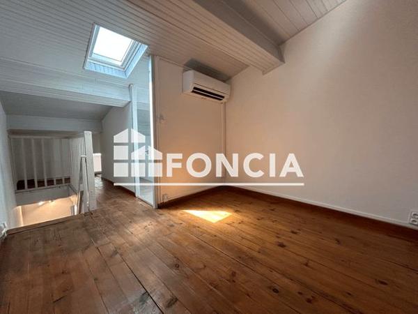 Location Appartement 2 pièces 23.88 m² - 45 RUE ROBERT Nimes 30000