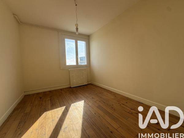 Location appartement 5 pièces 84 m² Saint-Branchs