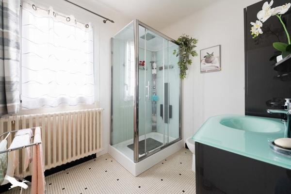Maison à vendre 334 336 € Rezé 4 p 90 m² DPE E