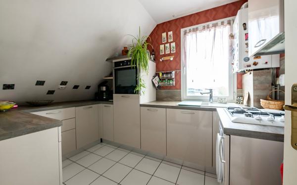 Appartement à vendre    2 pièces • 45,93 m2 Émerainville