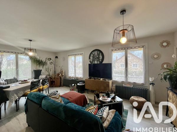 Maison à vendre 4 pièces 90 m² Saint-Léger-des-Vignes