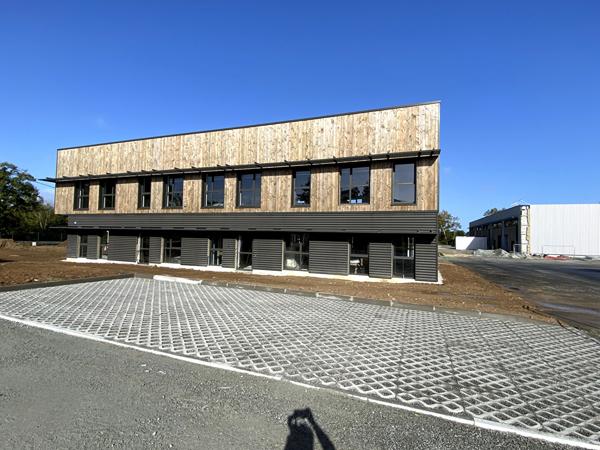 tri- EXCLUSIVITE : A VENDRE BUREAUX NEUFS 312 m2 - Axe Passant proche RAGON Treillieres