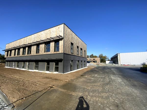 tri- EXCLUSIVITE : A VENDRE BUREAUX NEUFS 312 m2 - Axe Passant proche RAGON Treillieres