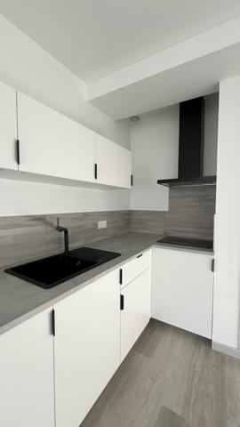 Appartement
                                                                                                                                                                                                                                                                                                                        2 pièce(s)                                                                                                                                                                                                          1 chambre(s)                                                                                                                                                                                                          39  m²