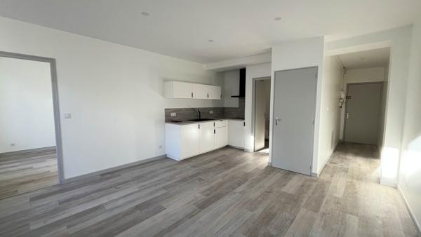 Appartement
                                                                                                                                                                                                                                                                                                                        2 pièce(s)                                                                                                                                                                                                          1 chambre(s)                                                                                                                                                                                                          39  m²